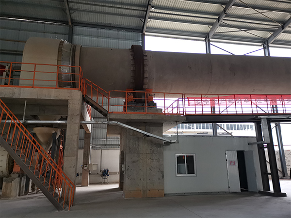 回轉(zhuǎn)窯窯頭.jpg 回轉(zhuǎn)窯窯頭.jpg